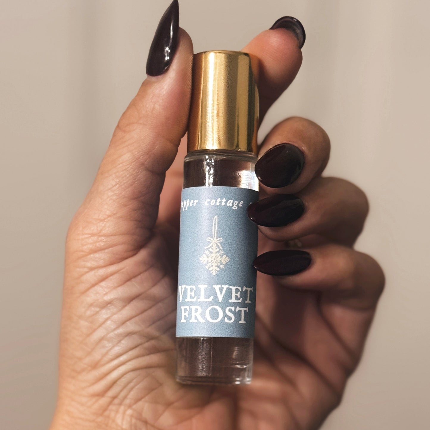 Velvet Frost Roller Perfume | Vanilla, Amber, Cashmere, Musk | Cozy Vanilla Holiday Coconut Oil Roller Perfume