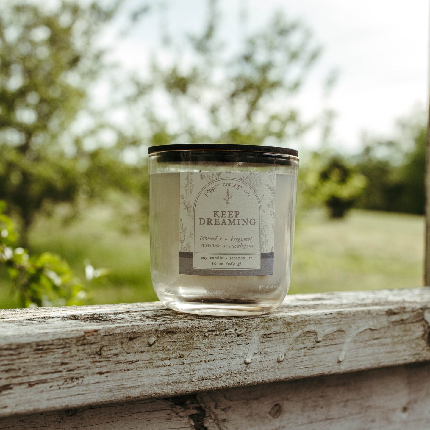 Keep Dreaming 10 oz Jar - Bergamot, Lavender, Vetiver, Eucalyptus