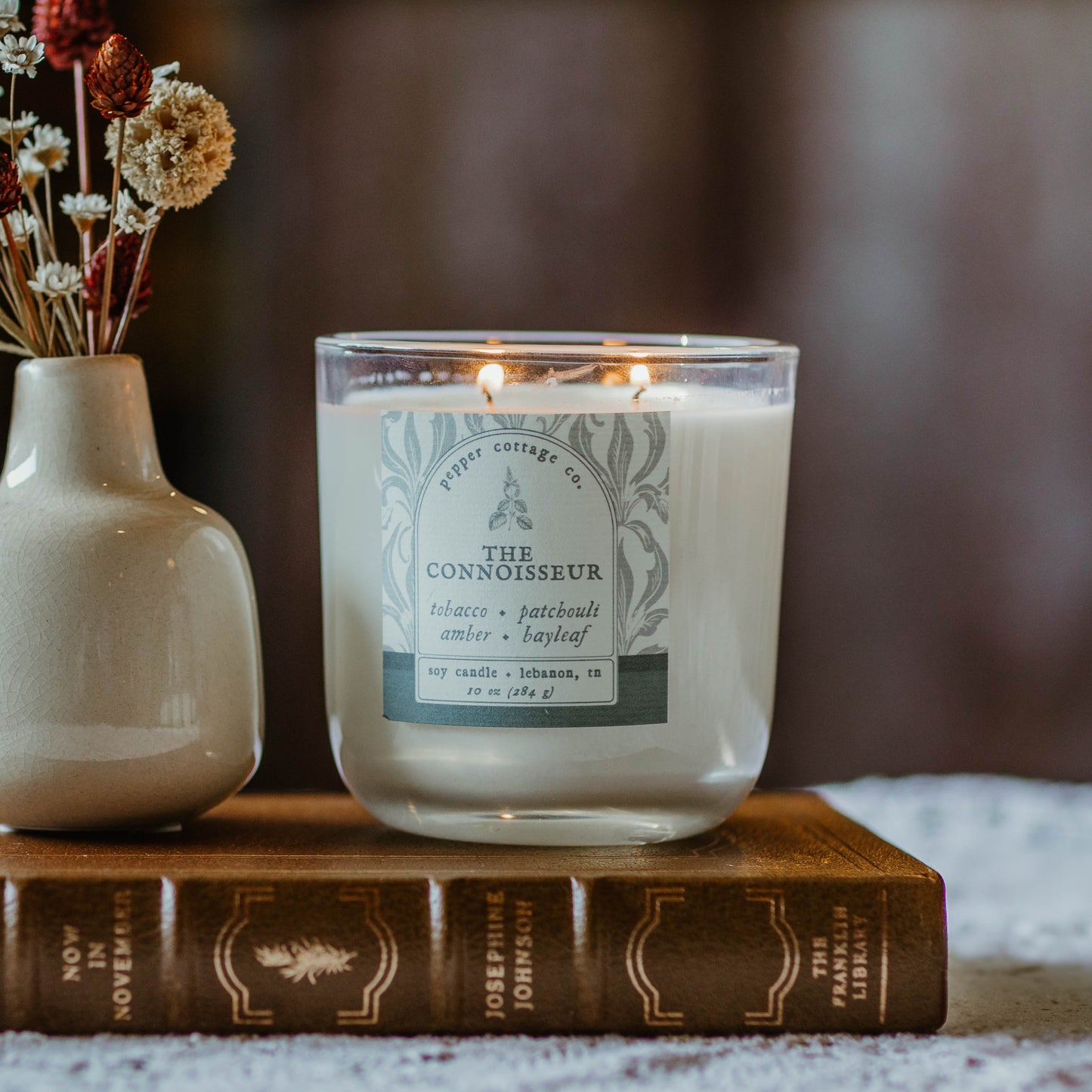 The Connoisseur 10 oz Jar - Tobacco, Patchouli, Amber, & Bayleaf
