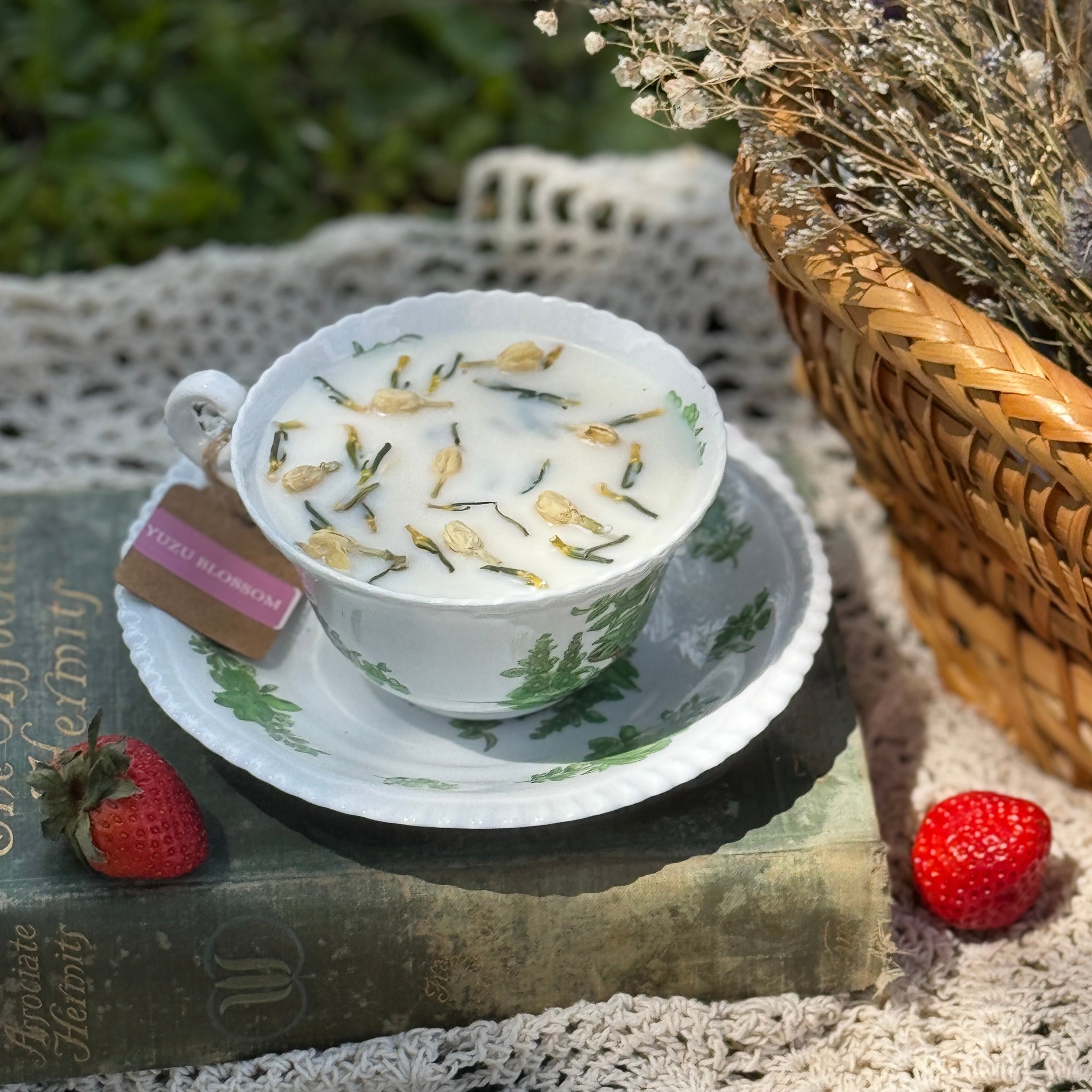 Botanical Vintage Tea Cup Candles (WICKLESS) | Jasmine & Honey or Yuzu Blossom Scented | Mother’s Day Tea Cup Candles