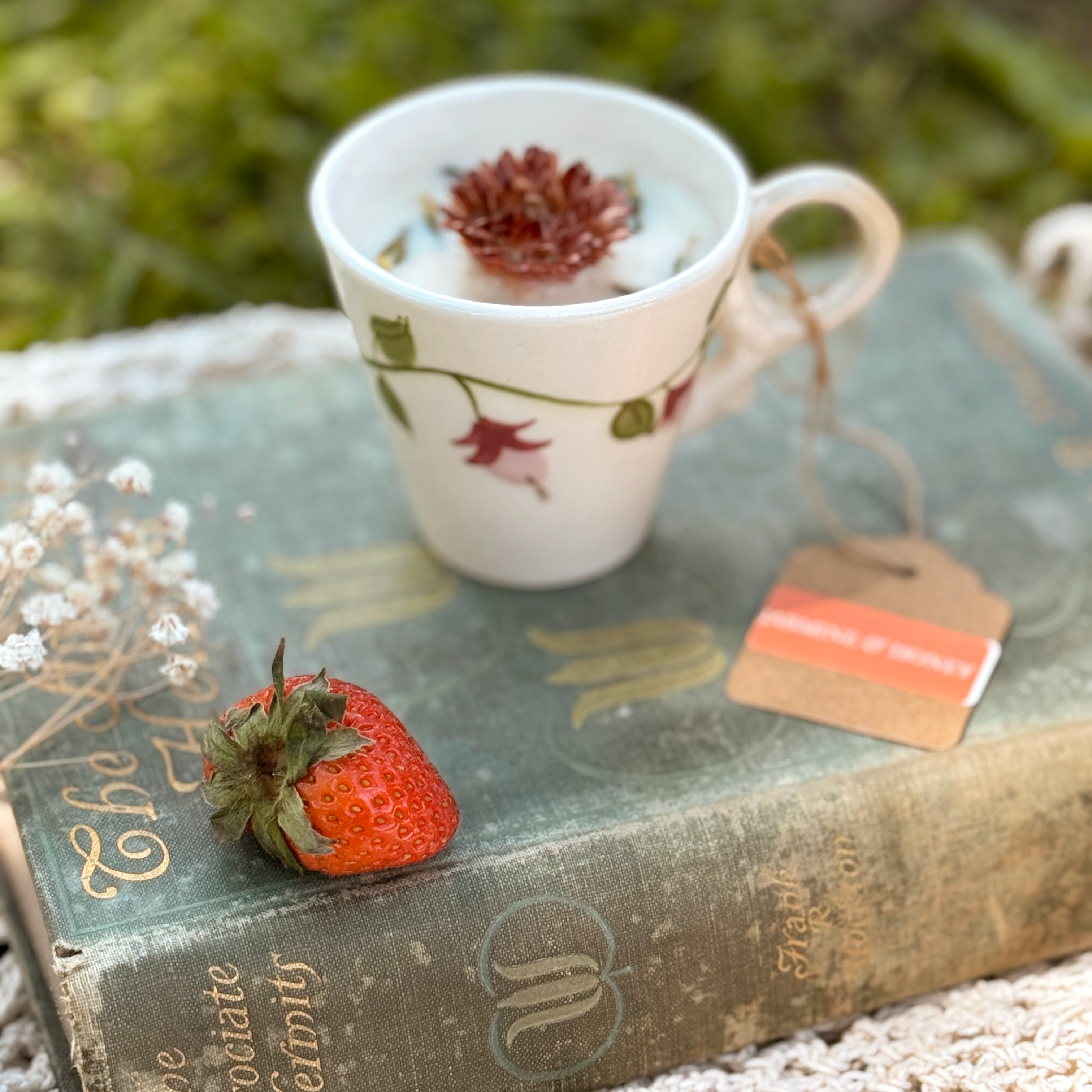 Botanical Vintage Tea Cup Candles (WICKLESS) | Jasmine & Honey or Yuzu Blossom Scented | Mother’s Day Tea Cup Candles