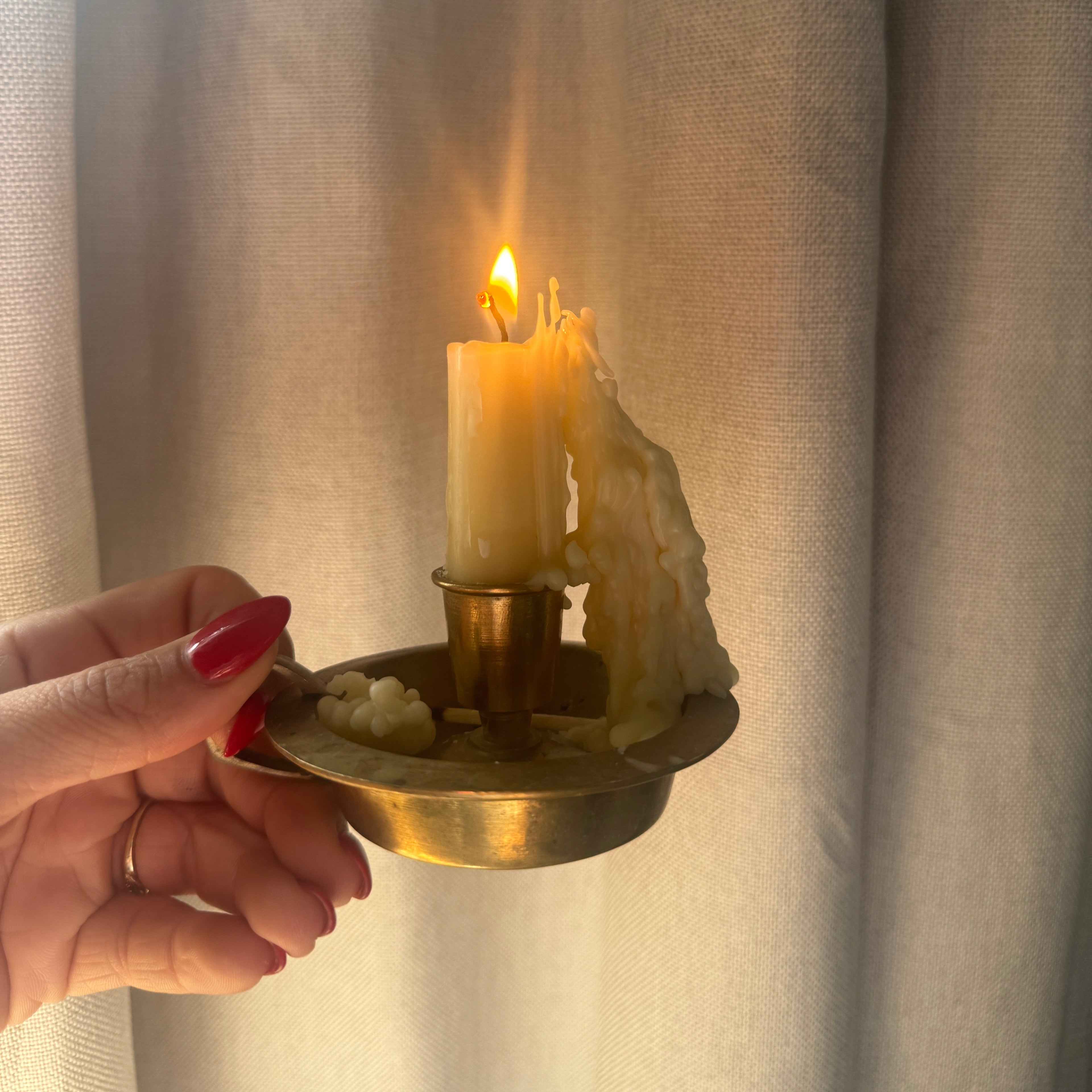 Beeswax Taper Pair | 100% Beeswax + Hemp Wick | 8-10 Hour Burn Time